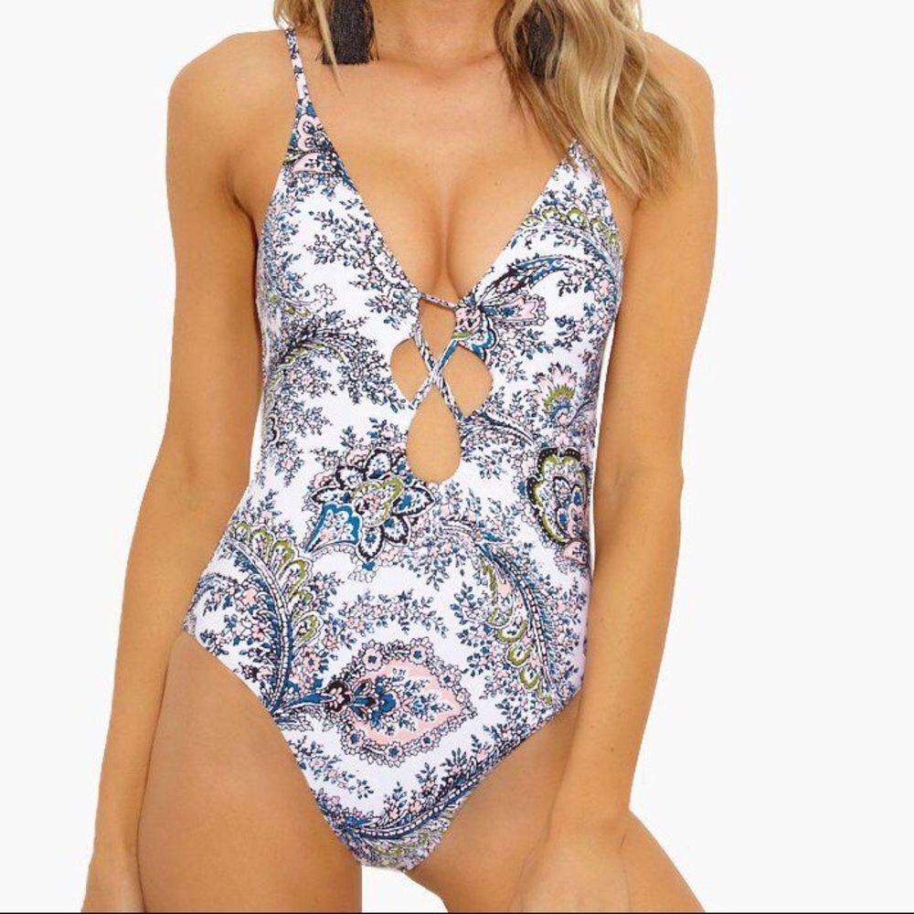 Ella Moss Breezy Boho One Piece Swimsuit in White